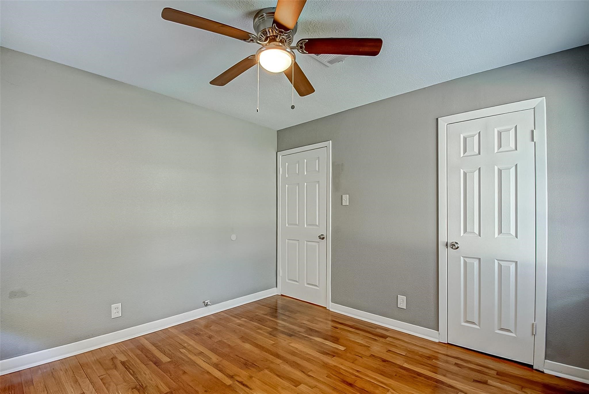 213 Newman Road La Marque, TX 77568 - Photo 11 of 15