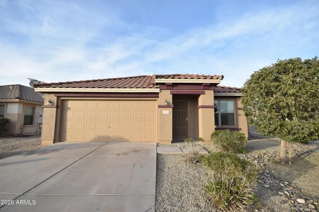 $1,998 | 2404 West Roeser Road, Phoenix, AZ 85041