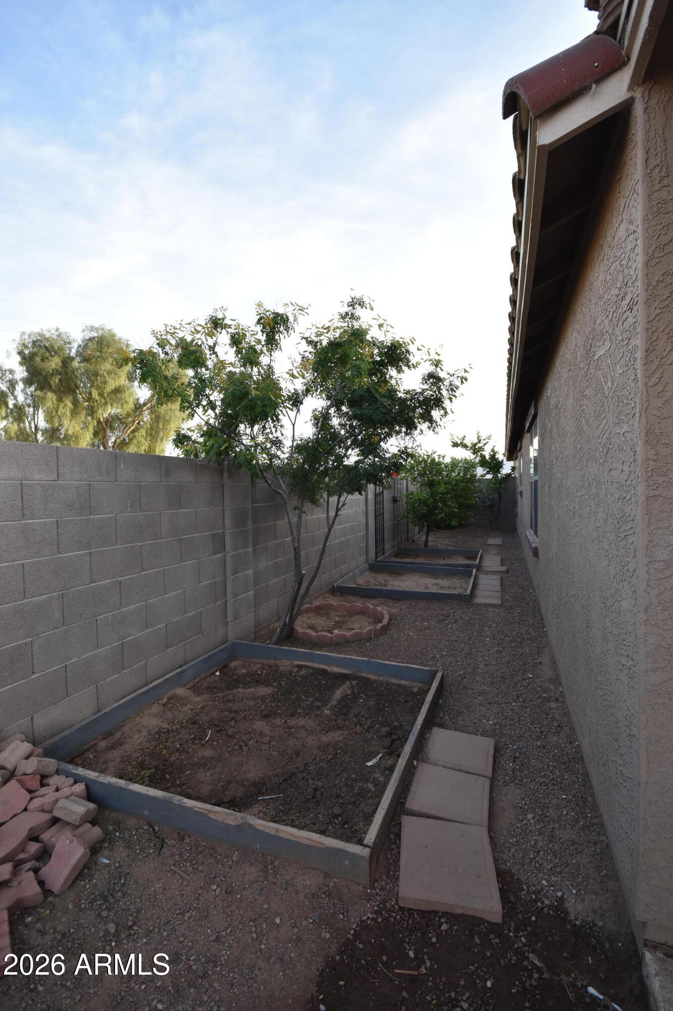 2404 West Roeser Road Phoenix, AZ 85041 - Photo 41 of 50 2404 W ROESER RD