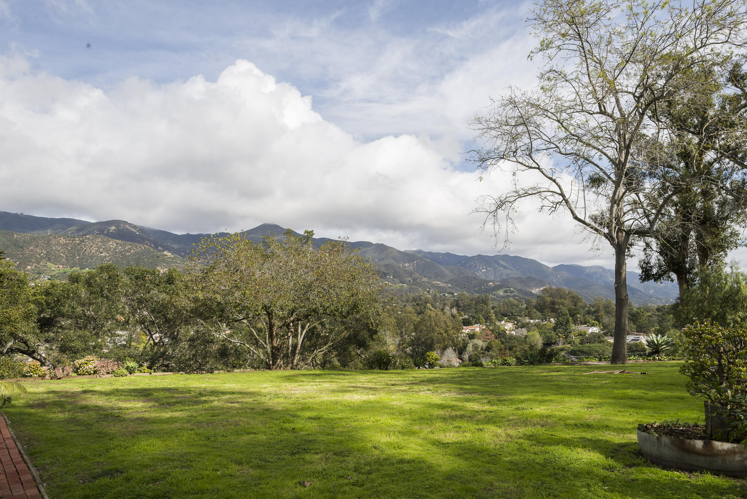 100 Sierra Vista Road Montecito, CA 93108 - Photo 26 of 28 Vacant parcel w/spectacular views