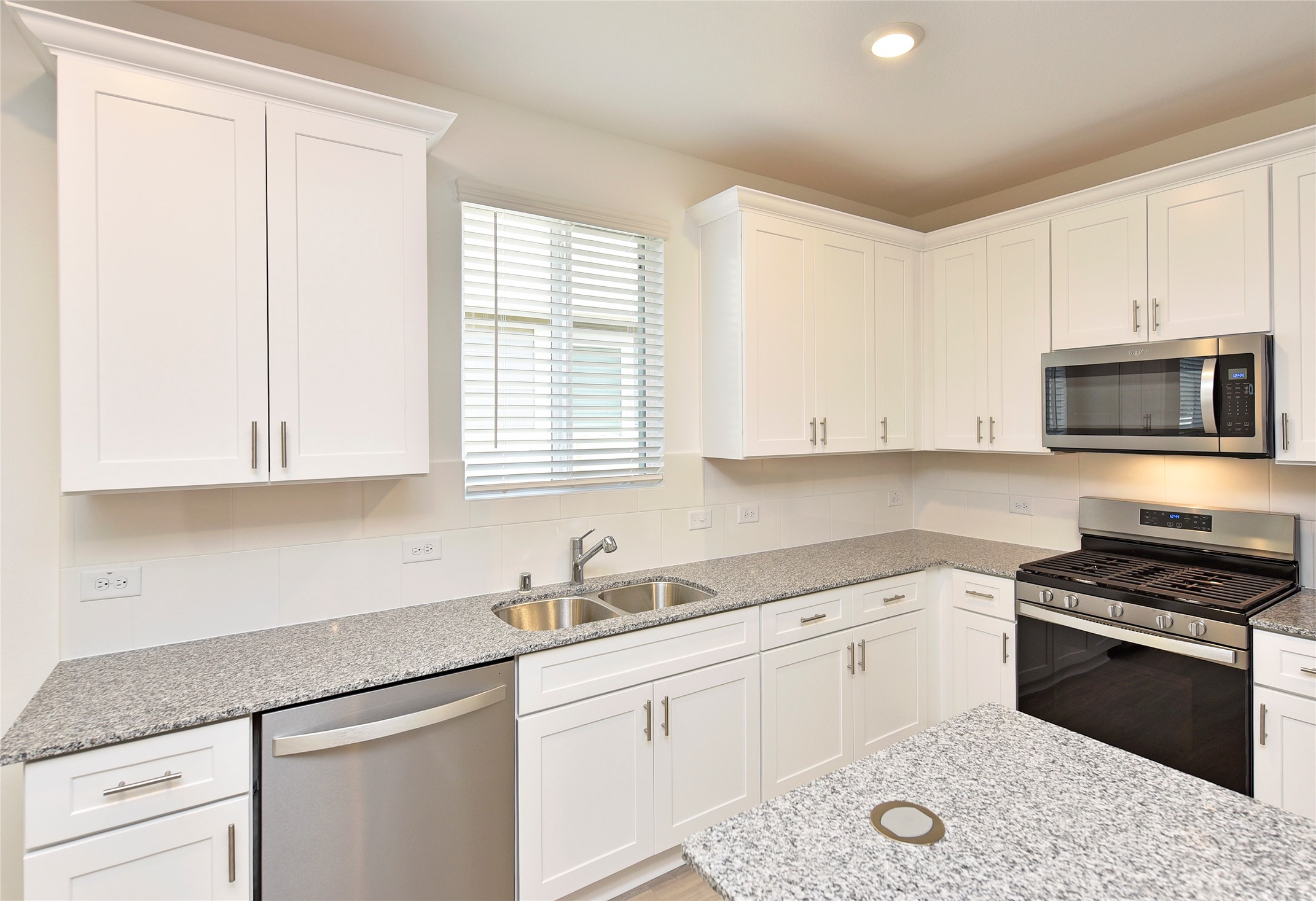 25473 Cilantro Drive Magnolia, TX 77355 - Photo 7 of 21 Enjoy brand new stainless steel appliances—including a dishwasher, microwave, refrigerator, and gas range. You'll also love the pantry closet and abundant cabinet storage!