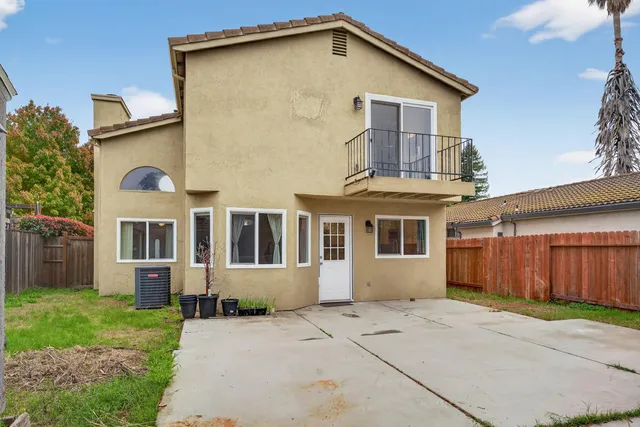 $455,000 | 8064 Kingsdale Way, Sacramento, CA 95823