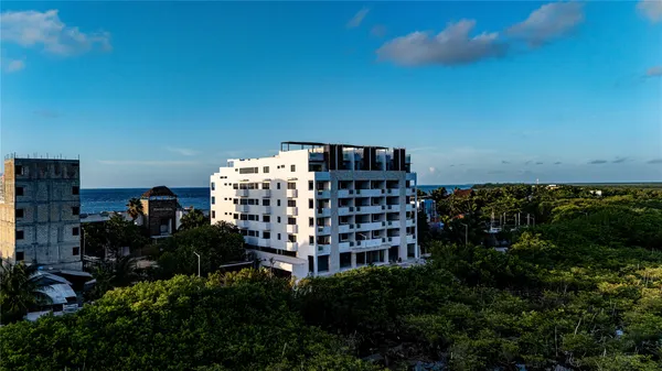a view of a large building