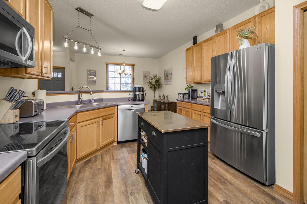 2066 Mockingbird Avenue Shakopee, MN 55379 - Photo 12 of 31