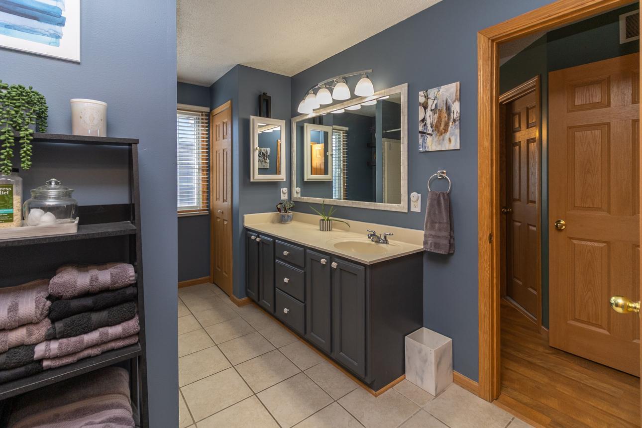2066 Mockingbird Avenue Shakopee, MN 55379 - Photo 22 of 31