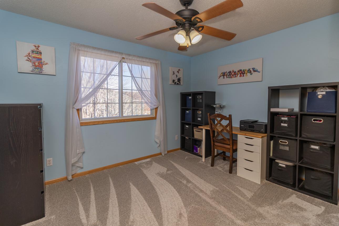 2066 Mockingbird Avenue Shakopee, MN 55379 - Photo 25 of 31