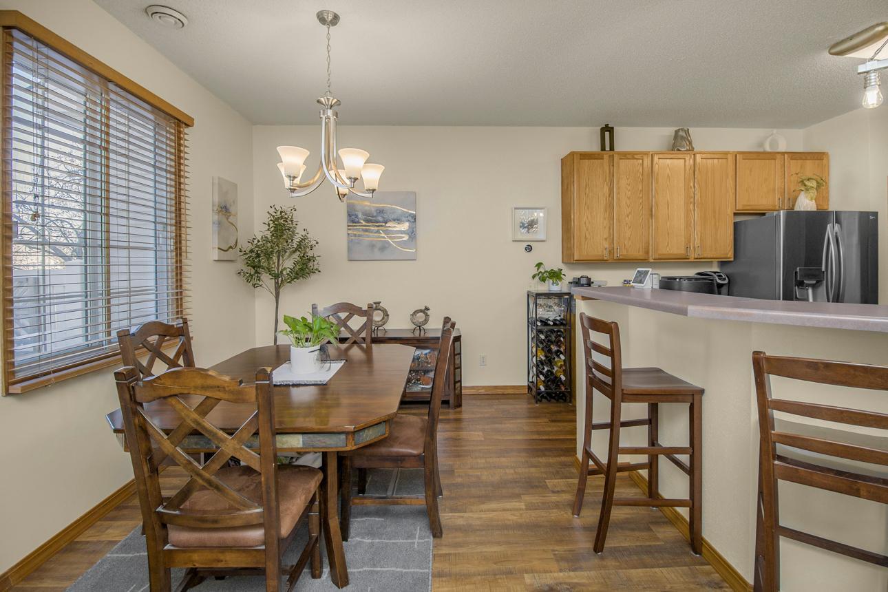 2066 Mockingbird Avenue Shakopee, MN 55379 - Photo 6 of 31