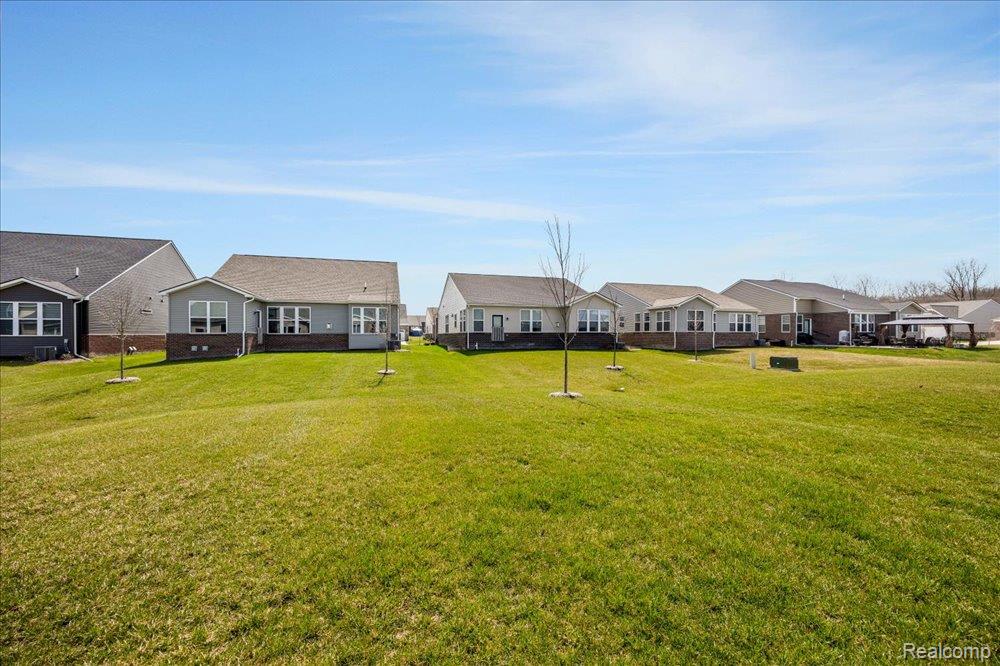 50281 Fowler Road Canton, MI 48188 - Photo 28 of 43 Gallery Image 28