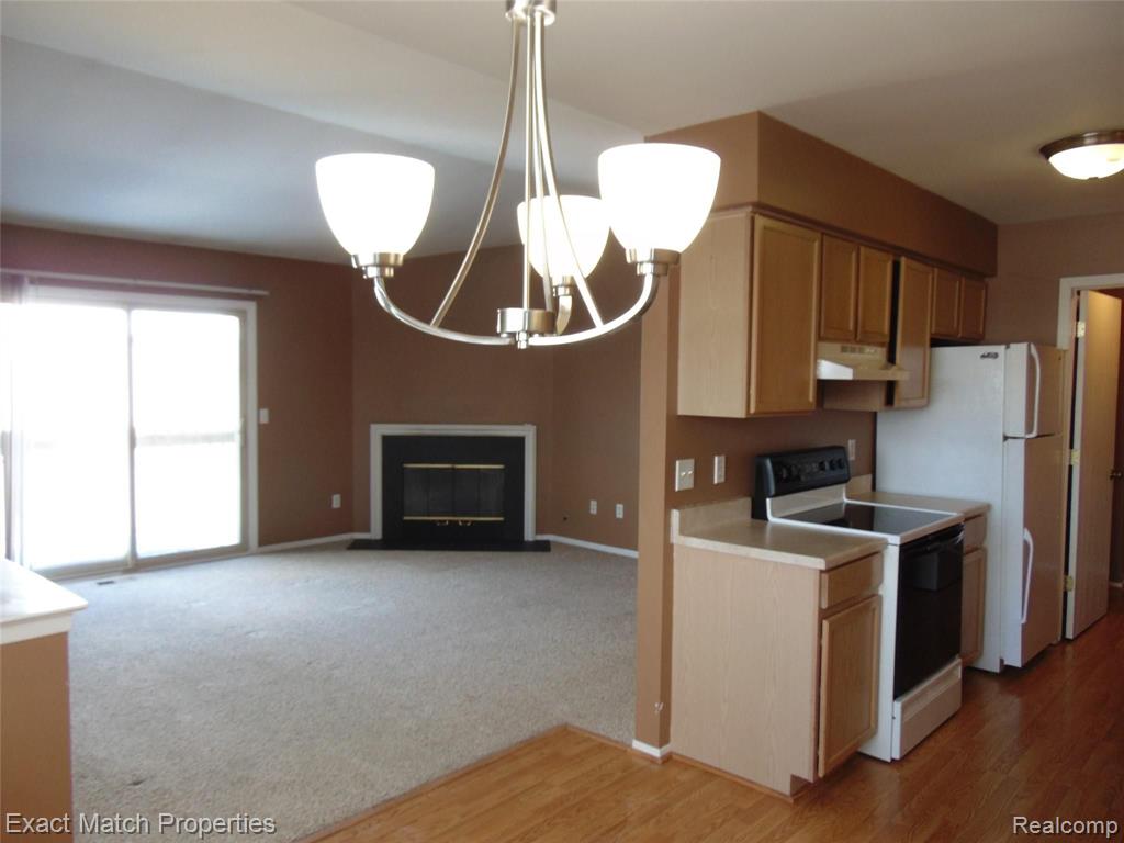 3152 High Pointe Ridge Road Lake Orion, MI 48359 - Photo 5 of 24