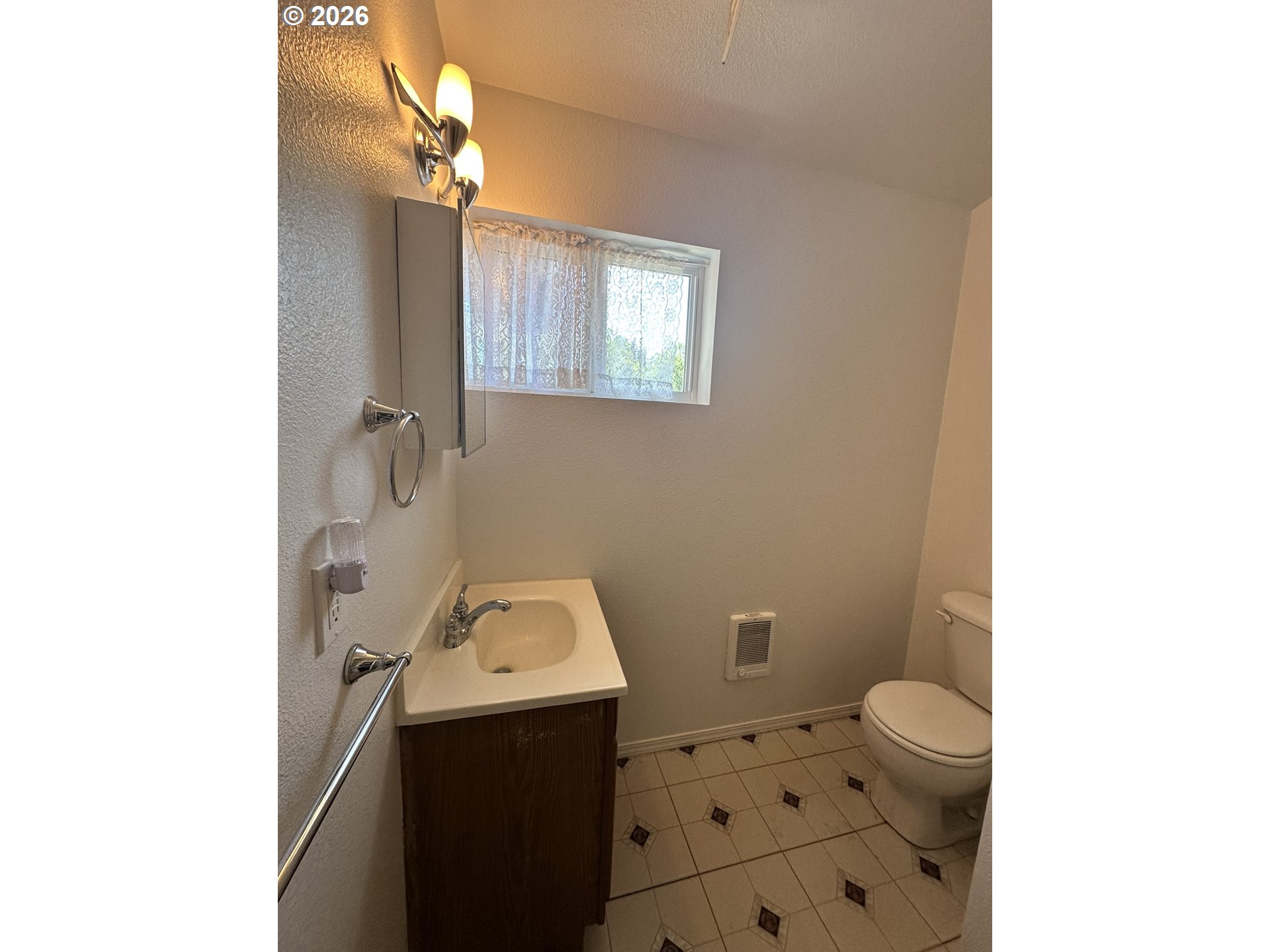 725 North River Bend Road Otis, OR 97368 - Photo 11 of 33
