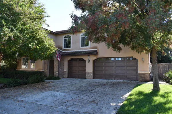 $720,000 | 3154 Mitchell Avenue, Clovis, CA 93619