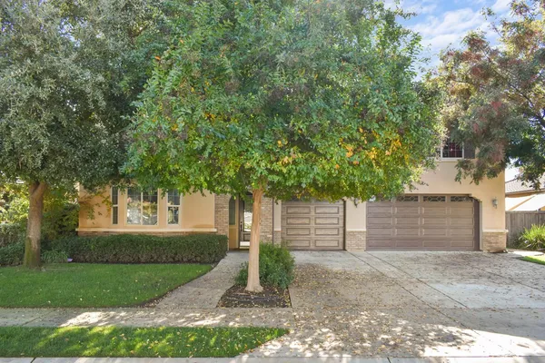 $720,000 | 3154 Mitchell Avenue, Clovis, CA 93619