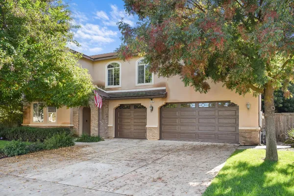 $720,000 | 3154 Mitchell Avenue, Clovis, CA 93619