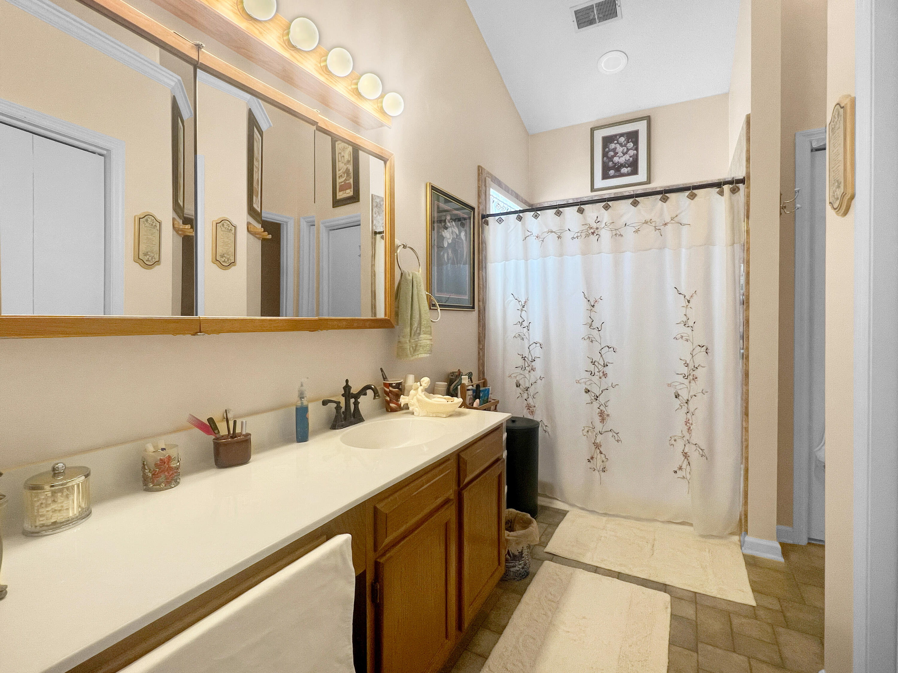 102 Amberside Drive Goose Creek, SC 29445 - Photo 13 of 17 1860829d3dca3dc7883d5c7ffdea23276bc80c90