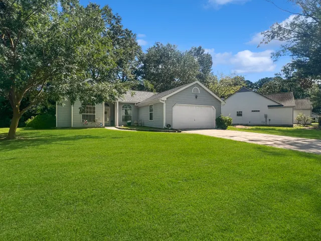 $335,000 | 102 Amberside Drive, Goose Creek, SC 29445