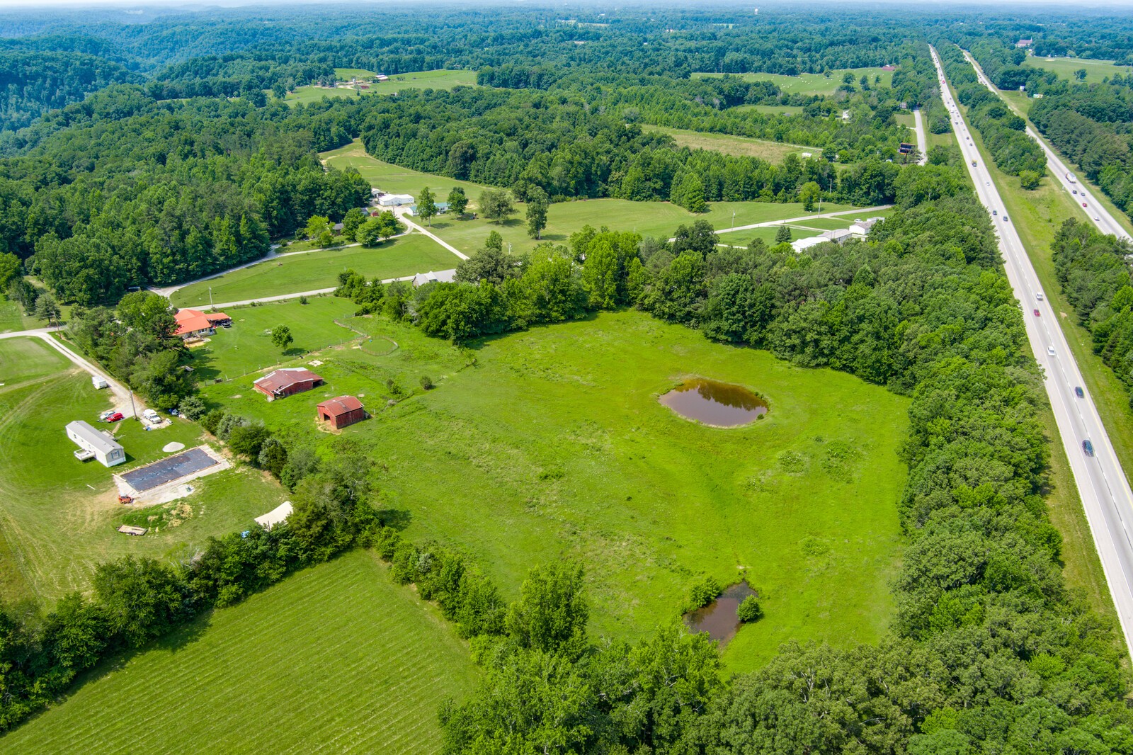 2101 Elmore Town Road Baxter, TN 38544 - Photo 3 of 28