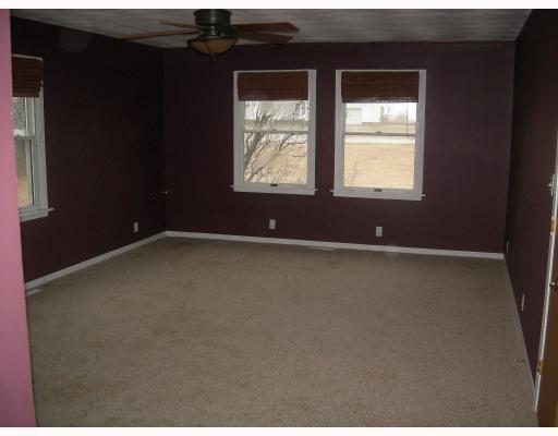 5108 East County Line Road Springfield, OH 45502 - Photo 4 of 12