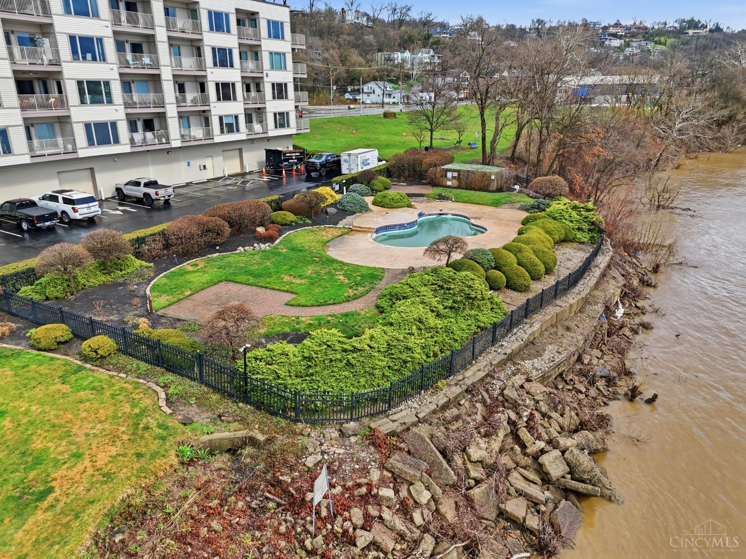 2235 Riverside Drive, Unit 306 Cincinnati, OH 45202 - Photo 48 of 59
