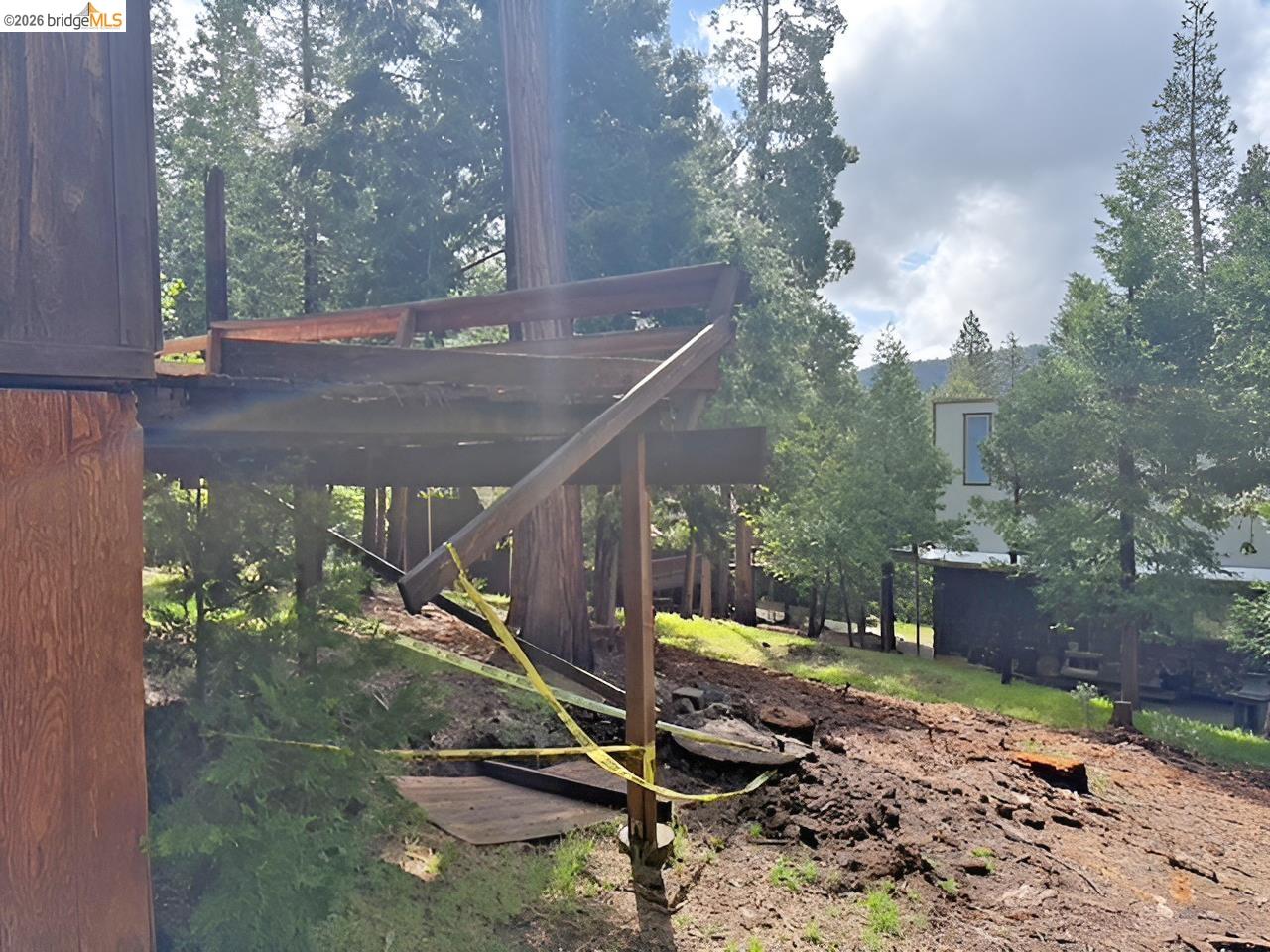 20693 Muheli Road Mi Wuk Village, CA 95346 - Photo 5 of 15 a view of a slide in a backyard