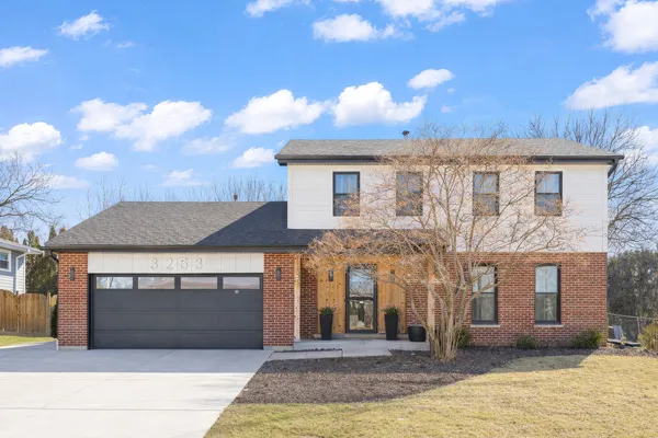 $630,000 | 3253 Stewart Drive, Darien, IL 60561