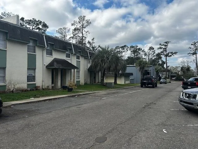 $72,500 | 2325-102 West Pensacola Street, Unit 102, Tallahassee, FL 32304
