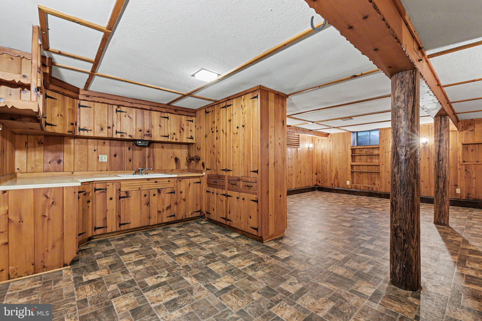 125 West Governor Road Hershey, PA 17033 - Photo 20 of 28