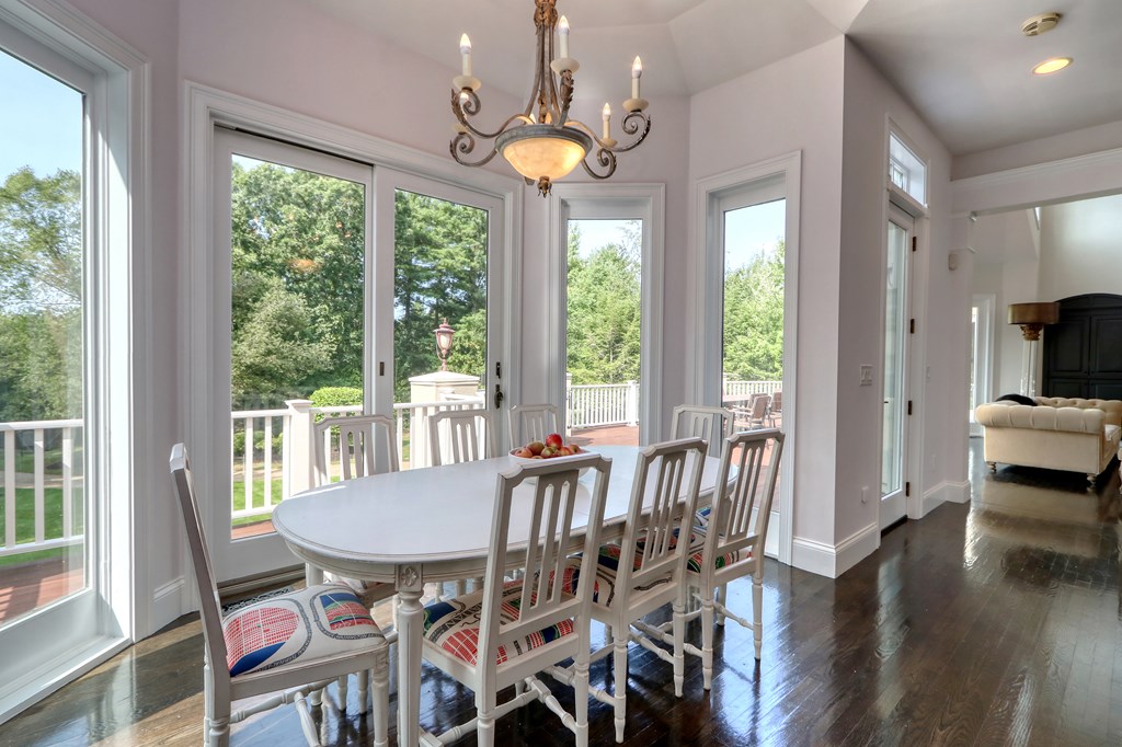 377 Far Reach Road Westwood, MA 02090 - Photo 11 of 41 Gallery Image 11