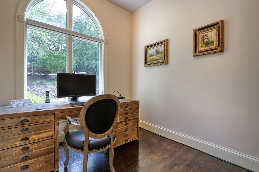 377 Far Reach Road Westwood, MA 02090 - Photo 15 of 41 Gallery Image 15