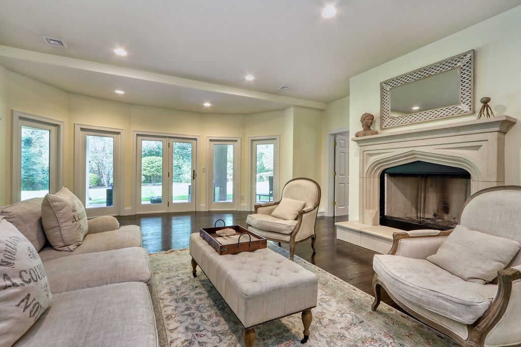 377 Far Reach Road Westwood, MA 02090 - Photo 25 of 41 Gallery Image 25
