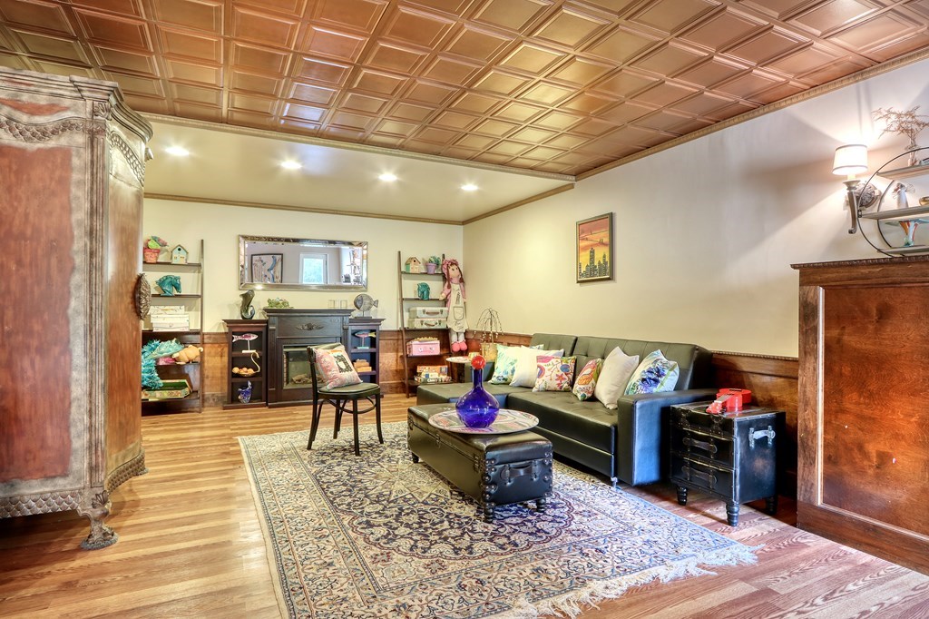 377 Far Reach Road Westwood, MA 02090 - Photo 29 of 41 Gallery Image 29