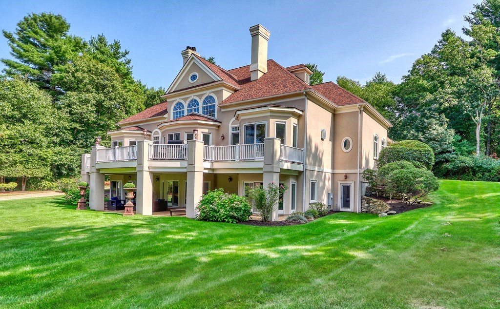 377 Far Reach Road Westwood, MA 02090 - Photo 31 of 41 Gallery Image 31