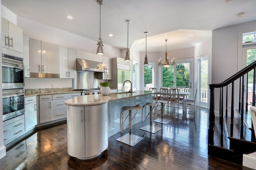 377 Far Reach Road Westwood, MA 02090 - Photo 9 of 41 Gallery Image 9