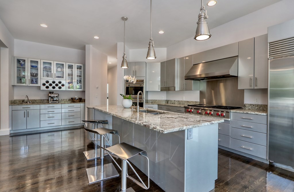 377 Far Reach Road Westwood, MA 02090 - Photo 10 of 41 Gallery Image 10