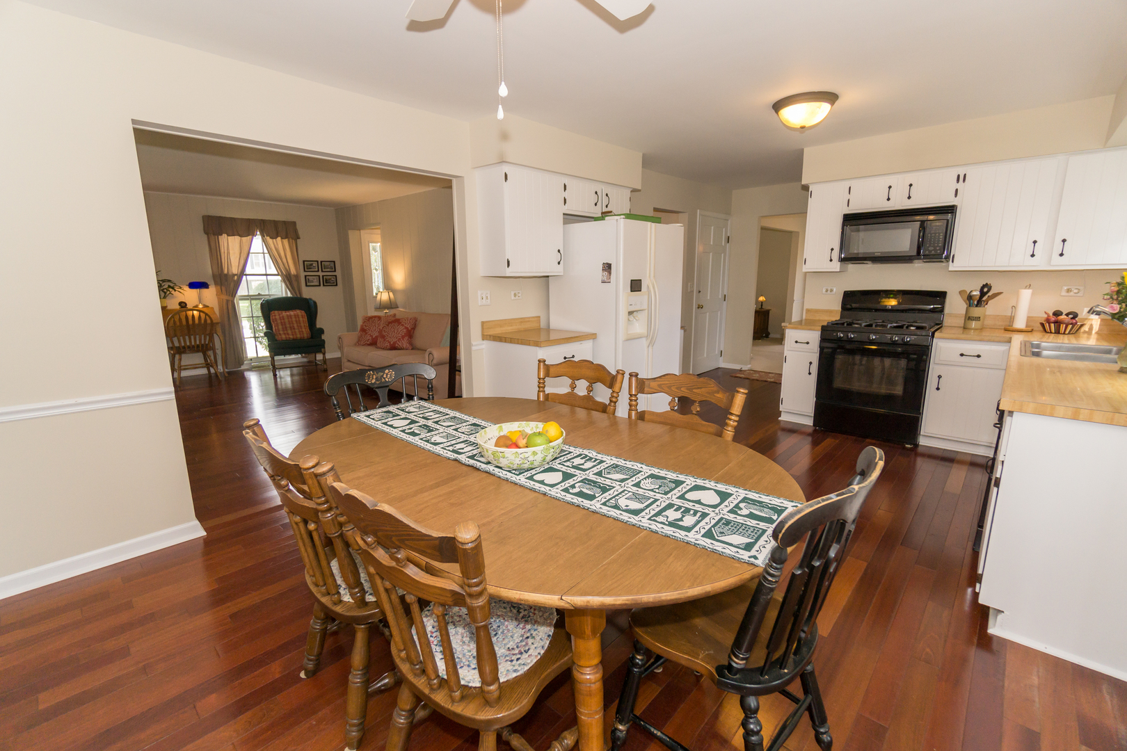 1125 Old Fence Road Addison, IL 60101 - Photo 10 of 28