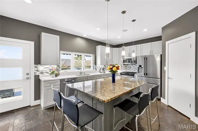 $485,000 | 4106 Olive Street, St. Louis, MO 63108