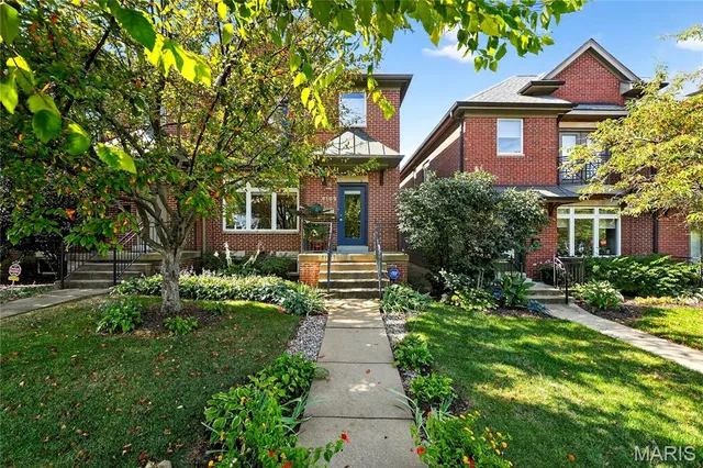 $485,000 | 4106 Olive Street, St. Louis, MO 63108