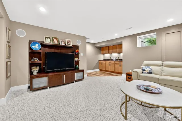 $485,000 | 4106 Olive Street, St. Louis, MO 63108