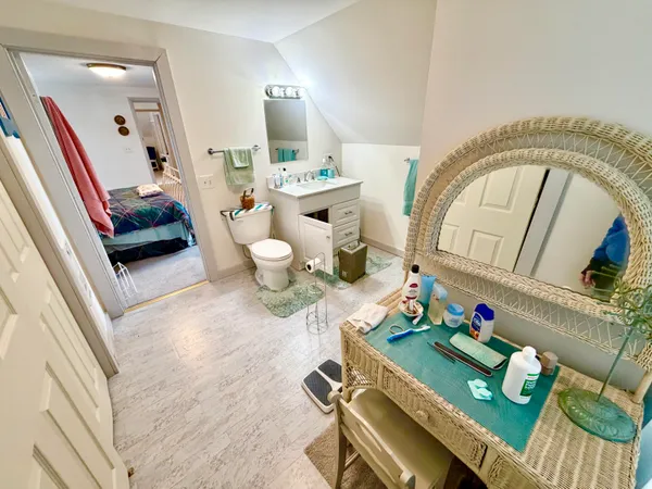 $249,000 | 2067 Lakeview Road, Milo, ME 04463