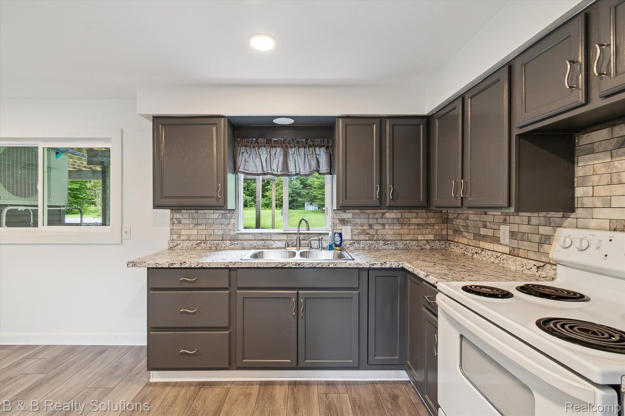 557 Barnes Lake Road Columbiaville, MI 48421 - Photo 25 of 64 Gallery Image 25
