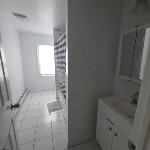 $1,850 | 444 East 26th Street, Paterson, NJ 07514