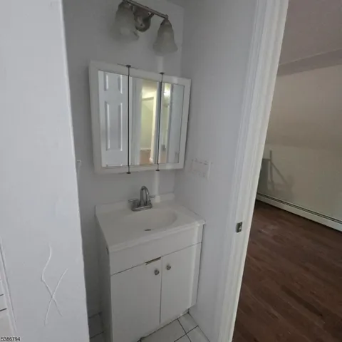 $1,850 | 444 East 26th Street, Paterson, NJ 07514