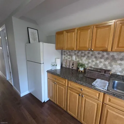 $1,850 | 444 East 26th Street, Paterson, NJ 07514