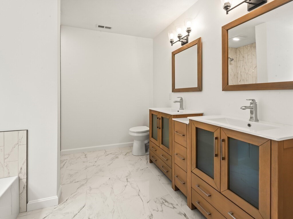 53 Coughlin Road Oxford, MA 01537 - Photo 31 of 37 Gallery Image 31