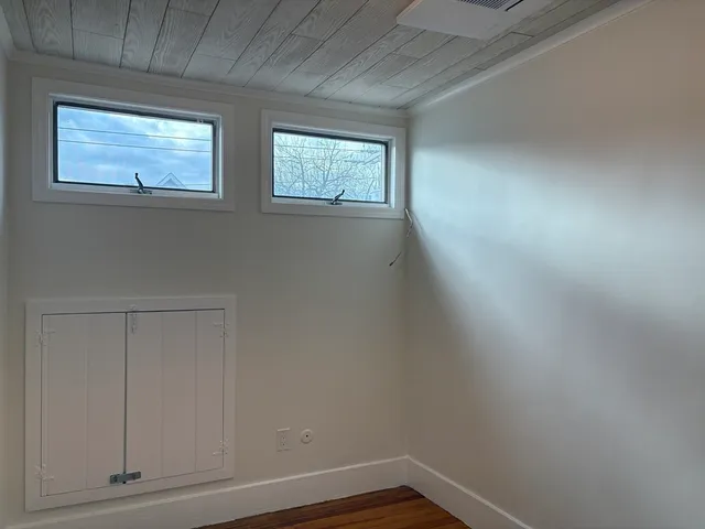 a car parked in front of a house