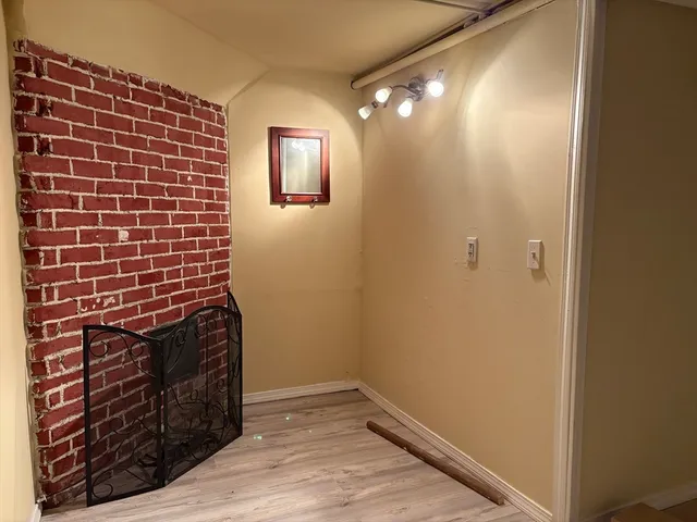 $2,900 | 57 Coburn Avenue, Unit 2, Worcester, MA 01604