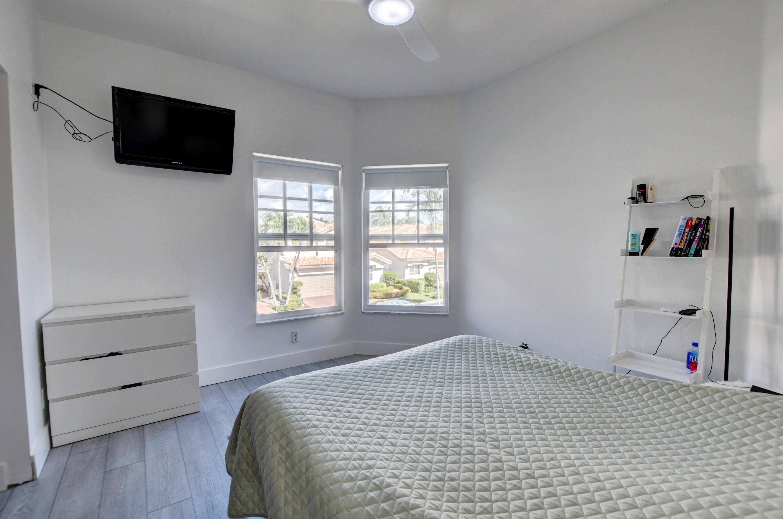 2538 Northwest 52nd Street Boca Raton, FL 33496 - Photo 32 of 52 Guest Room 2