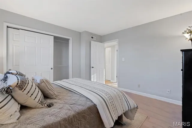 $160,000 | 9043 West Swan Circle, St. Louis, MO 63144