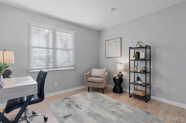 $160,000 | 9043 West Swan Circle, St. Louis, MO 63144