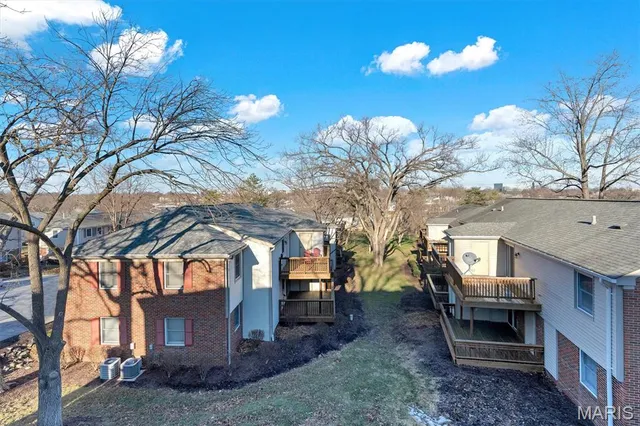 $160,000 | 9043 West Swan Circle, St. Louis, MO 63144