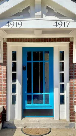 $975 | 4917 Murdoch Avenue, Unit 2W, St. Louis, MO 63109